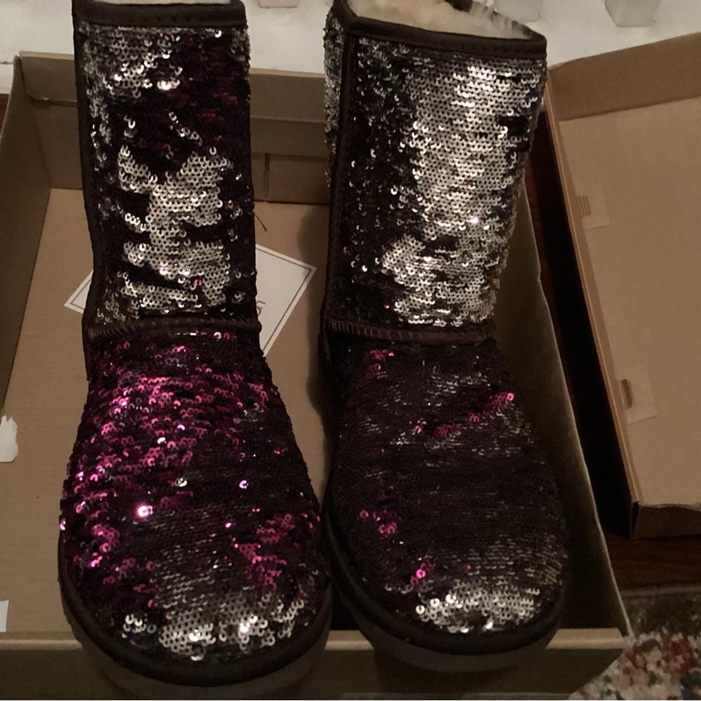 UGG Women's Classic Short Boots Purple Combo Sequins Sparkle 1002978 Sz 6 M